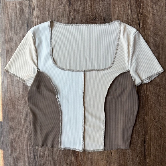 𝐒𝐇𝐄𝐈𝐍 𝐓𝐡𝐫𝐞𝐞 𝐓𝐨𝐧𝐞𝐝 𝐓𝐨𝐩 - Picture 1 of 5